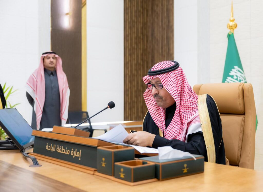 أمير منطقة الباحة يناقش مشاريع الاسكان والإسكان التنموي بالمنطقة ———