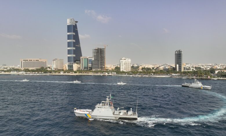 المديرية العامة لحرس الحدود تنظم مسيرات برية وبحرية وعروض القوارب احتفالاً بـ “يوم التأسيس”