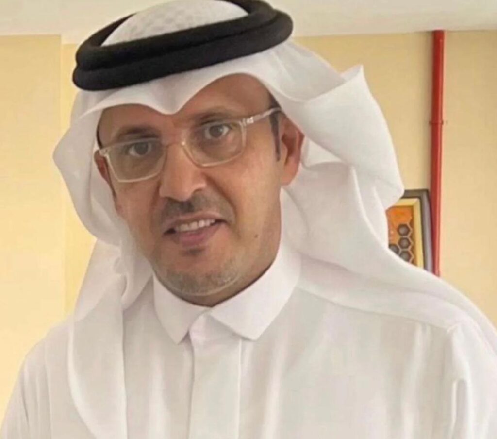 محافظ رجال ألمع يباشر عمله