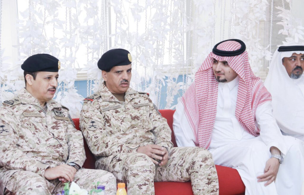فروع وزارة الموارد البشرية والتنمية الاجتماعية بالأحساء تشارك في معرض `من أجلك` بإسكان الحرس الوطني