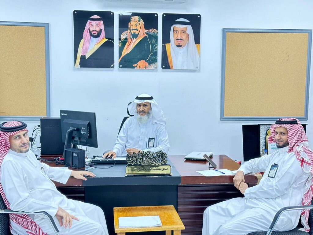 الدكتور الريثي يباشر مهام عمله الجديد