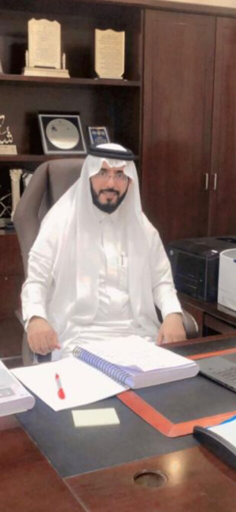 آل كاسي عميدًا لكلية التقنية بأبها