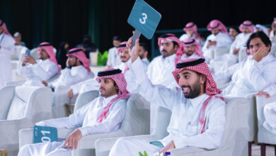 بيع 3 صقور بريطانية في الليلة السابعة لمنصة المزاد الدولي
