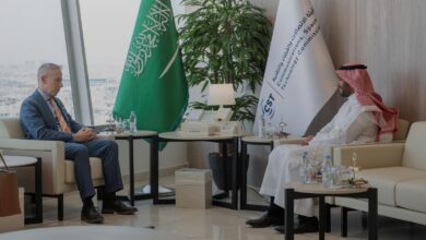 محافظ هيئة الاتصالات والفضاء والتقنية يستقبل سفير الولايات المتحدة