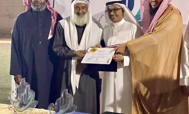 بحضور عدد من نجوم المنتخب المخضرمين : اختتام دوري جمعيات التنمية بالرياض