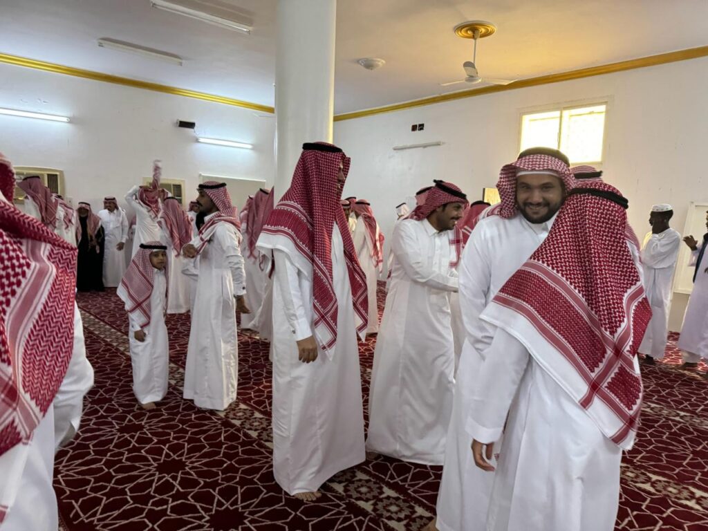قبيلة آل ظهيرة ومظاهر العيد