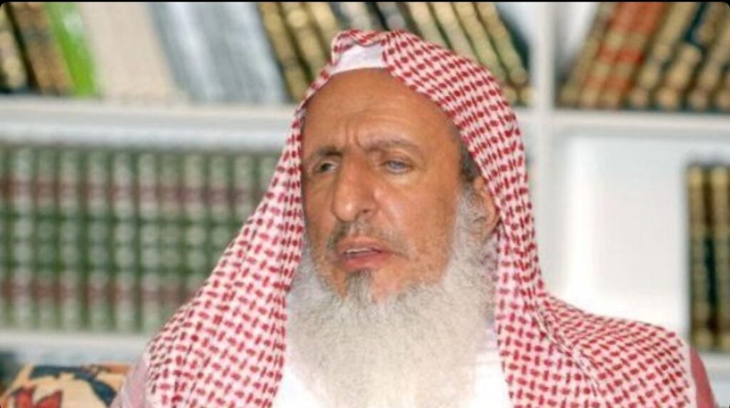 سماحة المفتي : إخراج صدقة الفطر نقوداً لا تجزئ لأنه مخالف للسنة.