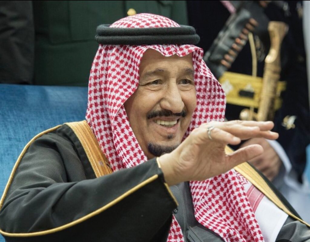 غادر خادم الحرمين المستشفى التخصصي