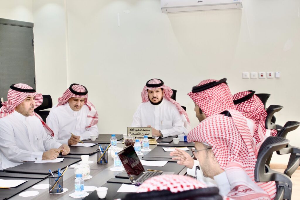 تدشين نظام الدعم الموحد في تعليم الطائف 