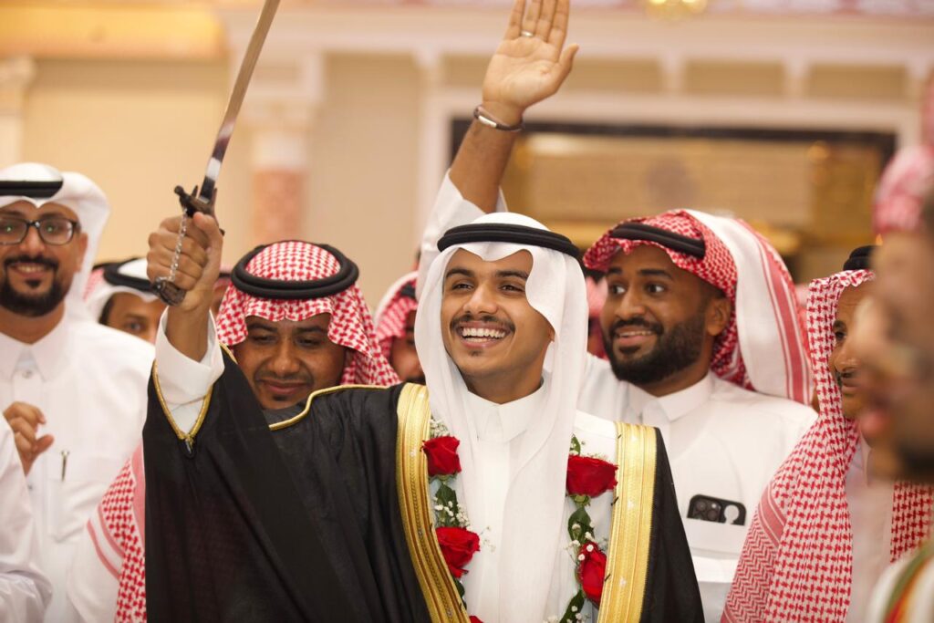 أسرة آل مشهور تحتفل بزواج الشاب أمجد علي مشهور