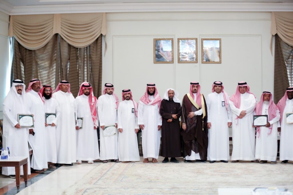 الجمعية الخيرية لرعاية الايتام “إنسان ” بوادي الدواسر تُكرم الداعمين لبرامجها