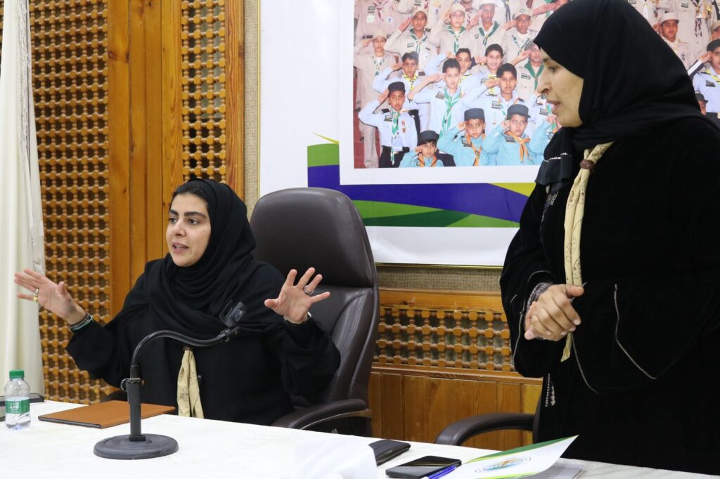 ورش الممارسات الكشفية للفتيات في الجامعات