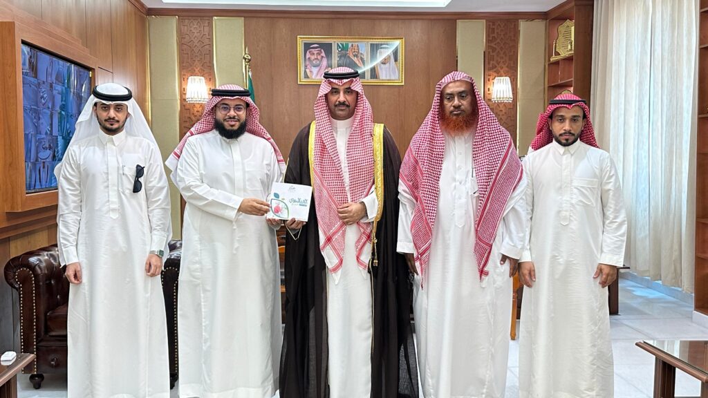 محافظ صبيا يستقبل جمعية إحسان