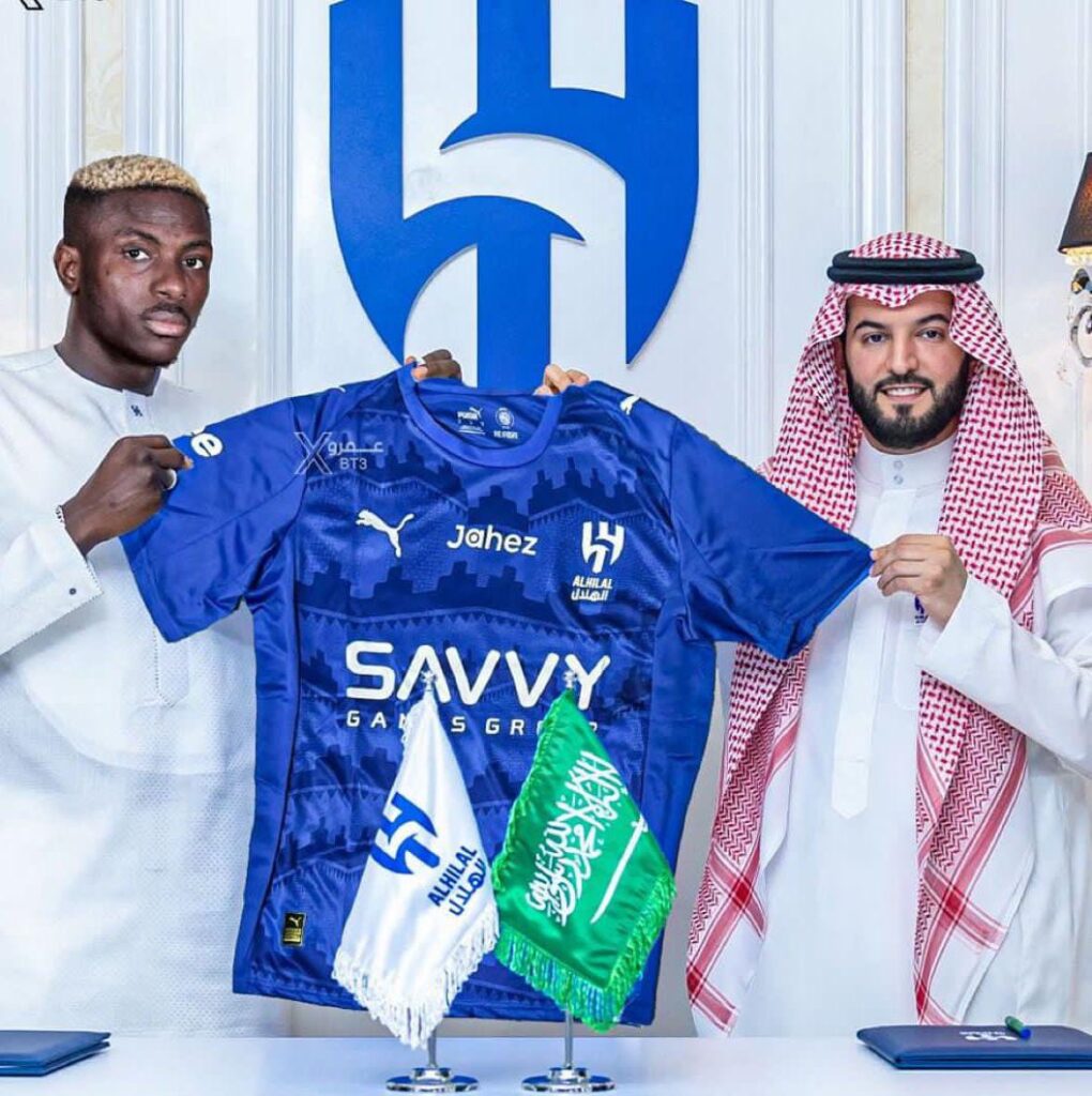 الهلال يتعاقد مع اللاعب النيجيري فيكتور أوسمين لمدة 3 مواسم