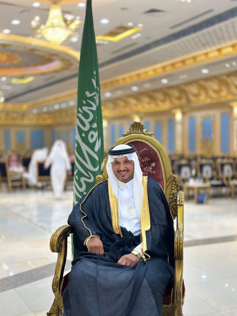 ماحد شعبين للقفص الذهبي