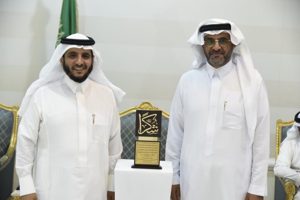 تعليم عسير يودع الأستاذ عبدالله بن صالح آل مفرح بعد مسيرة ٣٤عام
