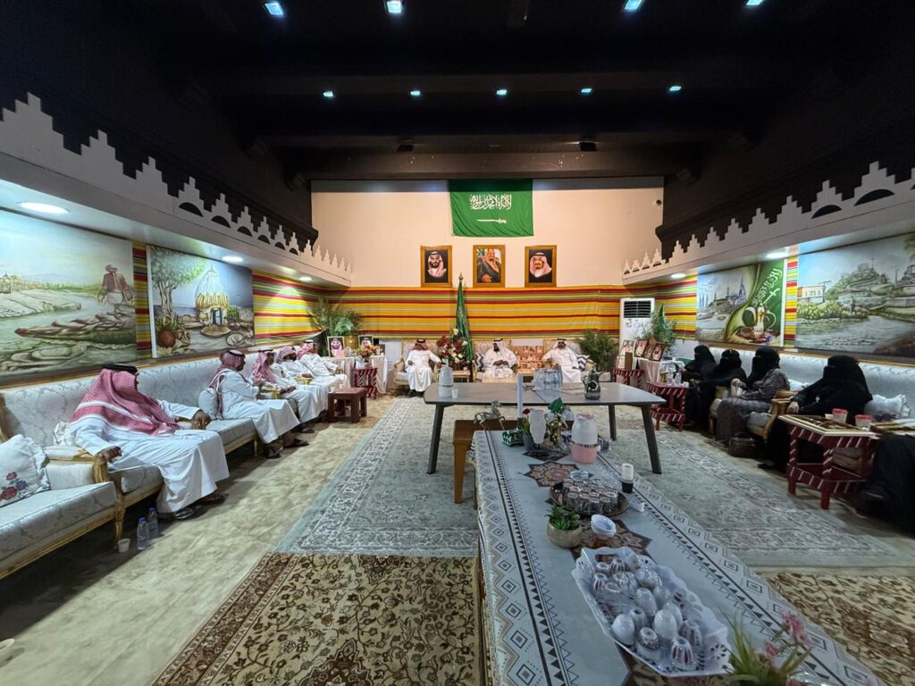 جمعية نجوم السياحة تعقد اجتماع مع فريق العمل للبرامج والفعاليات 