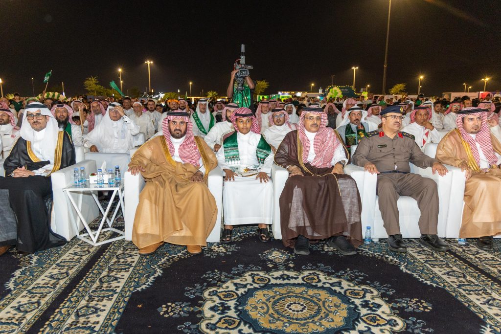 محافظ محايل يرعى إحتفال الأهالي
