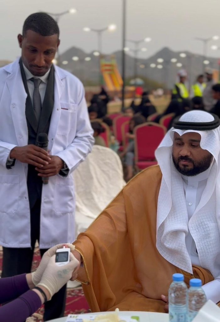 مجمع هروب الطبي يفعل مبادرتين صحيتين بالتزامن مع اليوم العالمي للسكري