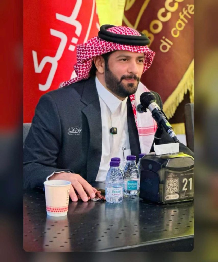 أمسية نايفات الشعر تثري المشهد الأدبي في الباحة. 