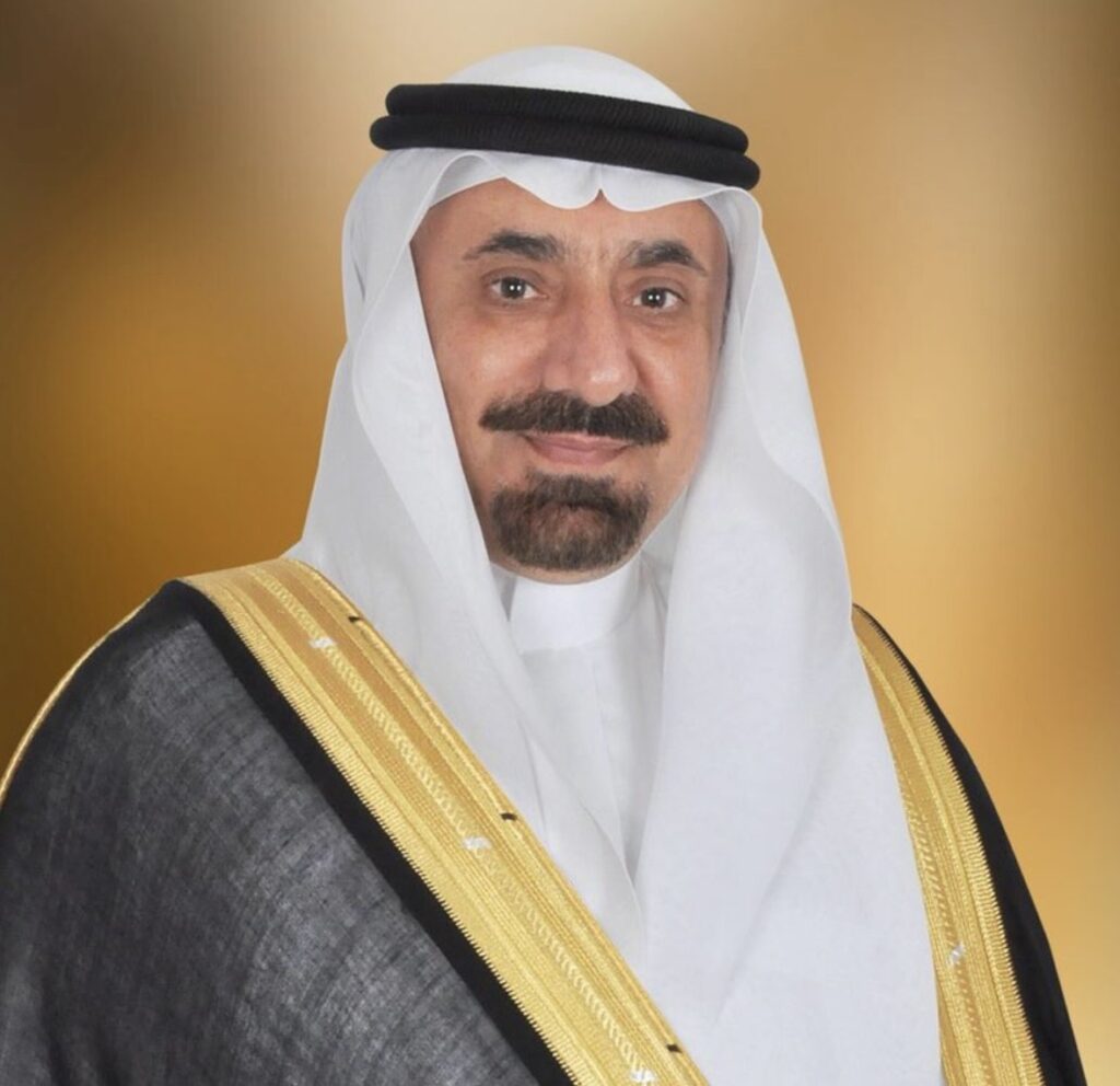 أمير نجران يؤدي صلاة العيد مع المصلين