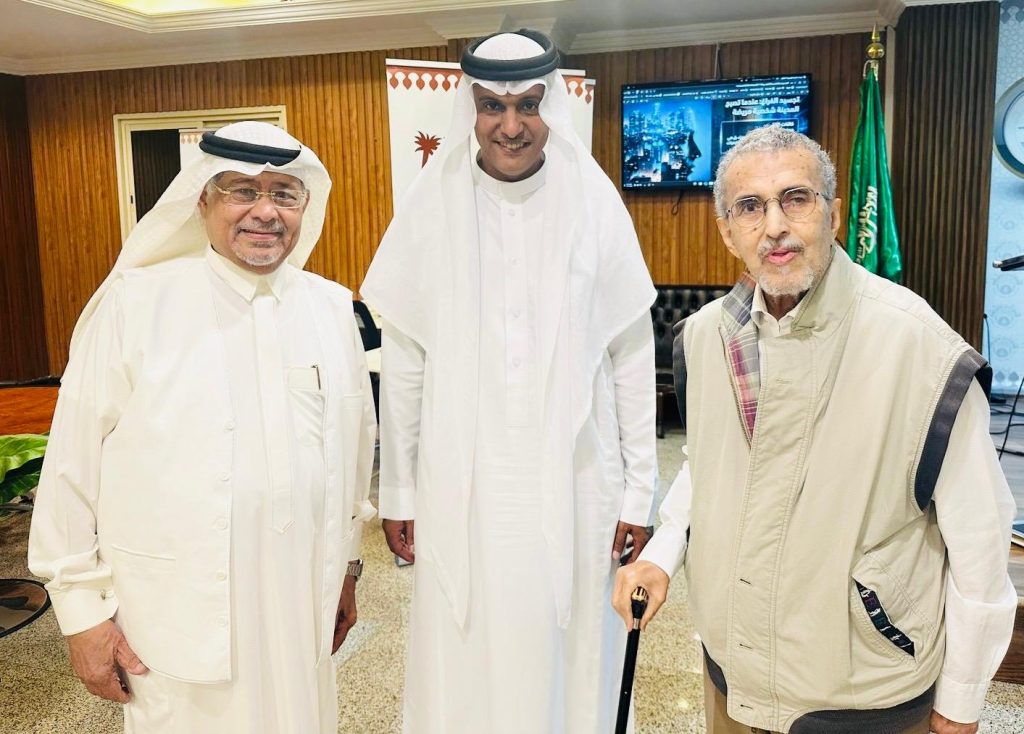 رواق السرد يستعرض تحولات القصة القصيرة في أمسية جمعت بين جيلين