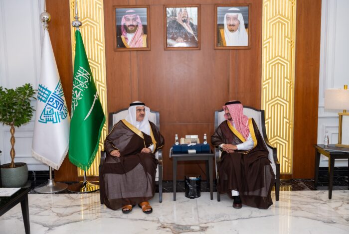 الجبير يستقبل وفدالحدود الشمالية اليوم