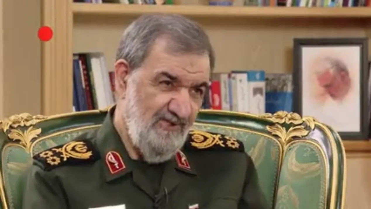 إيران.. أمين المجلس الأعلى للأمن القومي يوجه تحذيرا حادا لترامب والدول المجاورة لبلاده (فيديو)