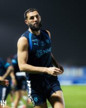 بنزيما يخرج عن صمته ويحسم مستقبله مع الهلال (فيديو)