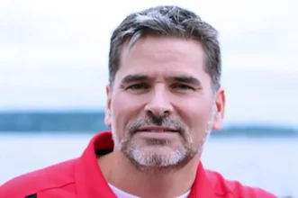 فضيحة مدوية في جامعة أمريكية.. عميد رفيع المستوى متهم بتصوير مقاطع "تحت التنورة" سرا
