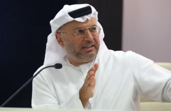 قرقاش: مصداقية الإعلام وتوازنه ضرورة مهنية وأخلاقية في ظل الظروف الدقيقة التي تمر بها المنطقة