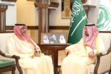 نائب أمير مكة يتسلّم تقريراً عن جهود الرقابة البيئية وتعزيز الالتزام بالمنطقة