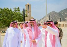 نائب أمير جازان يتفقّد مشروع تطوير مطل محافظة العارضة