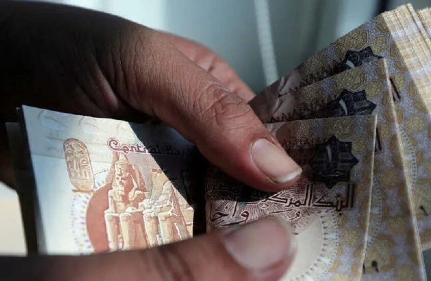 استطلاع: انكماش القطاع غير النفطي في مصر بأبطأ وتيرة منذ يناير