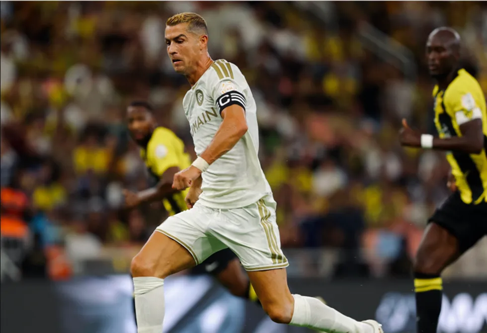 الاتحاد يسقط النصر في الكلاسيكو ويبعده عن صدارة الدوري السعودي الاتحاد يسقط النصر في الكلاسيكو ويبعده عن صدارة الدوري السعودي