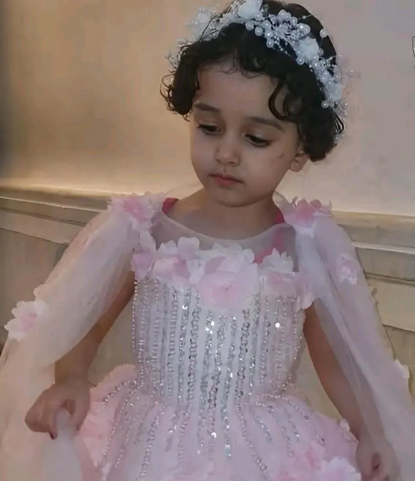 خرجت للقاء والدها وعادت جثة.. مأساة الطفلة “كارما” تهز مصر