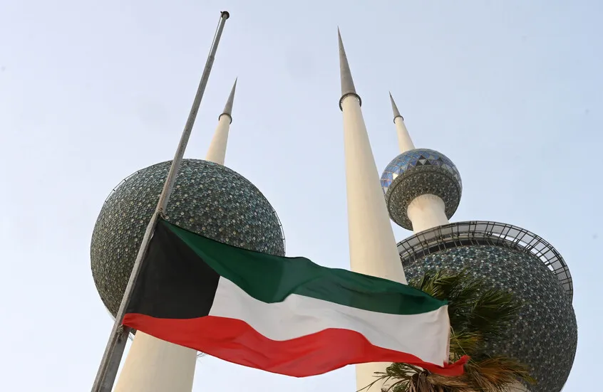 “فارس”: دوي انفجارات في مواقع عسكرية والقنصلية الأمريكية في أربيل