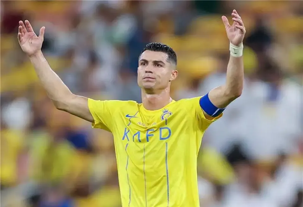 “هذا ما تعلمته من الرقابة؟”.. اتحاد جدة السعودي يسخر من رونالدو بعد حسم لقاء الكلاسيكو “هذا ما تعلمته من الرقابة؟”.. اتحاد جدة السعودي يسخر من رونالدو بعد حسم لقاء الكلاسيكو