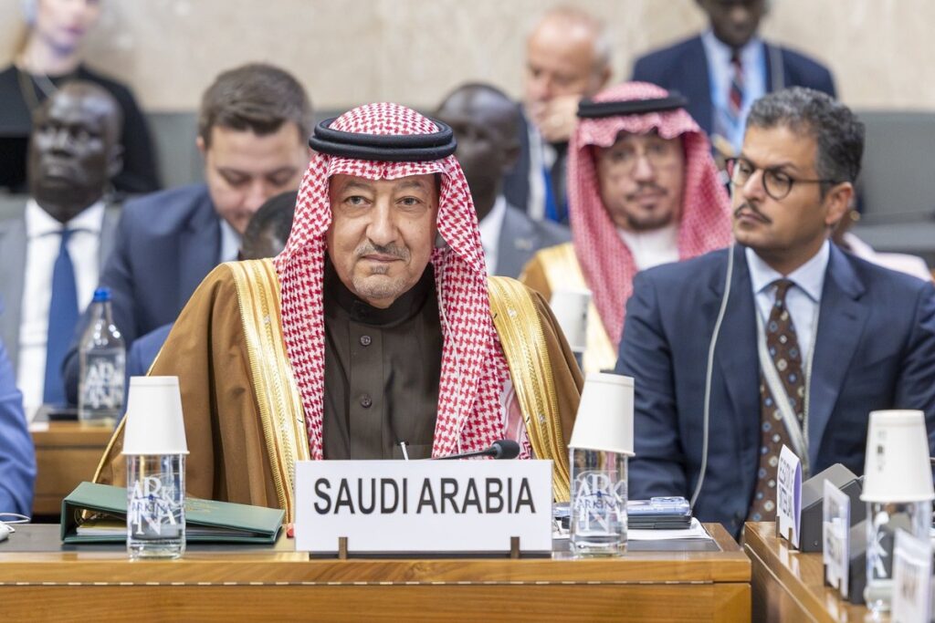 نائب وزير الخارجية المهندس وليد الخريجي خلال الاجتماع التشاوري السادس بشأن السودان في جنيف