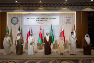 وزراء خارجية دول مجلس التعاون في صورة جماعية خلال اجتماع المجلس الوزاري الـ168 في المنامة