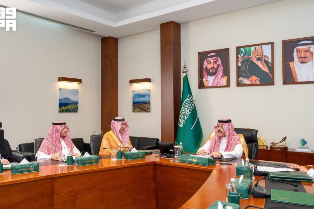 أمير حائل يرأس الاجتماع التحضيري لمنتدى الاستثمار في حائل