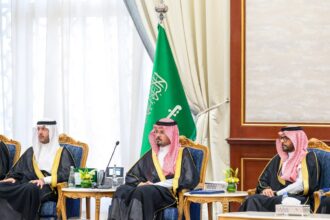 أمير المدينة المنورة يكرّم الفائزين في كأس المدينة للذكاء الاصطناعي ويؤكد دعم المواهب الشابة