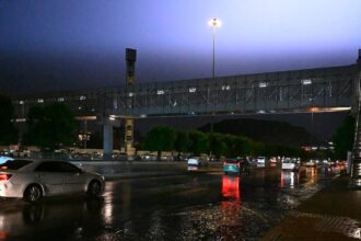 أمطار خفيفة إلى متوسطة على أنحاء متفرقة من مكة المكرمة