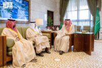 أمير منطقة الرياض يستقبل رئيس الهيئة العامة للنقل