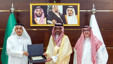 الجامعة الإسلامية والأدلاء تبحثان التعاون لخدمة ضيوف الرحمن