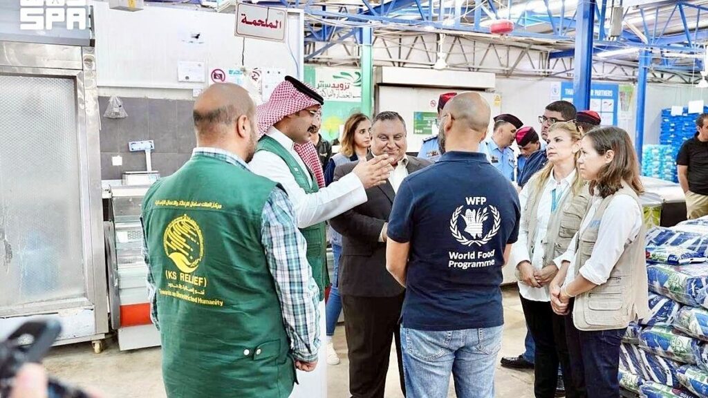 مركز الملك سلمان للإغاثة والأمم المتحدة - فرق المركز وبرنامج الأغذية العالمي في جولة ميدانية