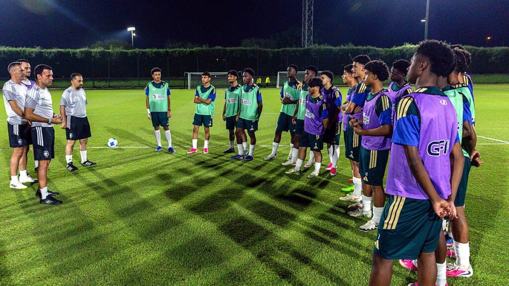المنتخب السعودي تحت 16 عامًا - جانب من تدريبات الأخضر